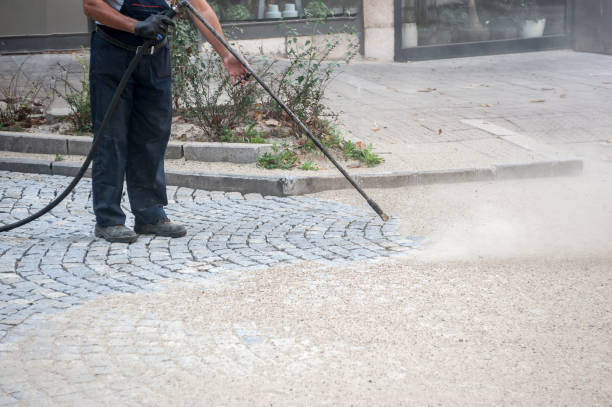 Best Machinery and Equipment Cleaning  in Woodlands, CA